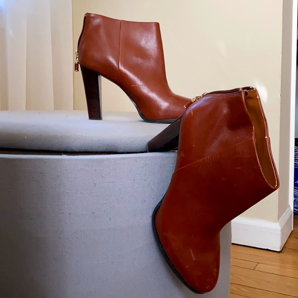 Ankle boots
